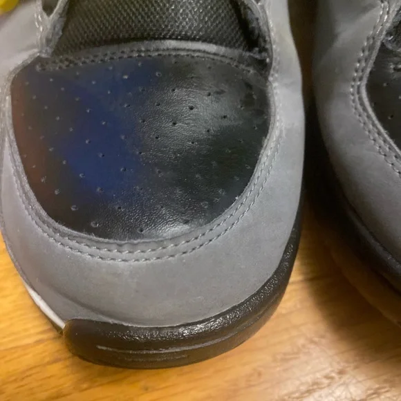 Mens Nike Air Trainer and Neon Green Athletic Shoes - Picture 6 of 15